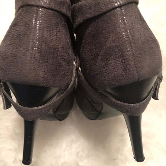 Grey Booties - Picture 3 of 7